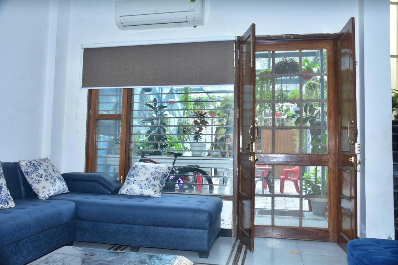 Shreshth Home Stay - Best Family Accommodation - 3Km From Har Ki Pauri, Haridwar, Uttarakhand Kültér fotó