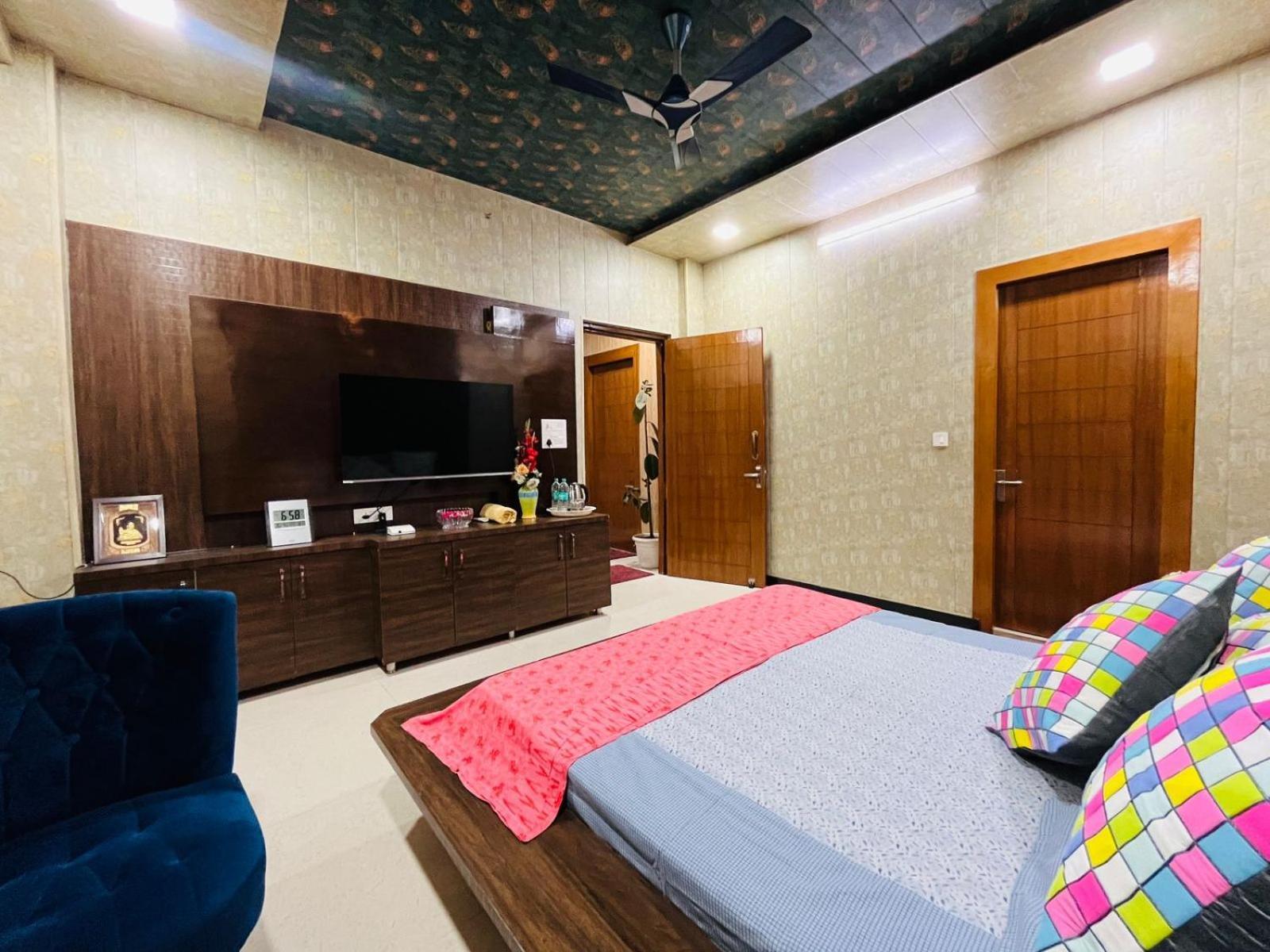 Shreshth Home Stay - Best Family Accommodation - 3Km From Har Ki Pauri, Haridwar, Uttarakhand Kültér fotó