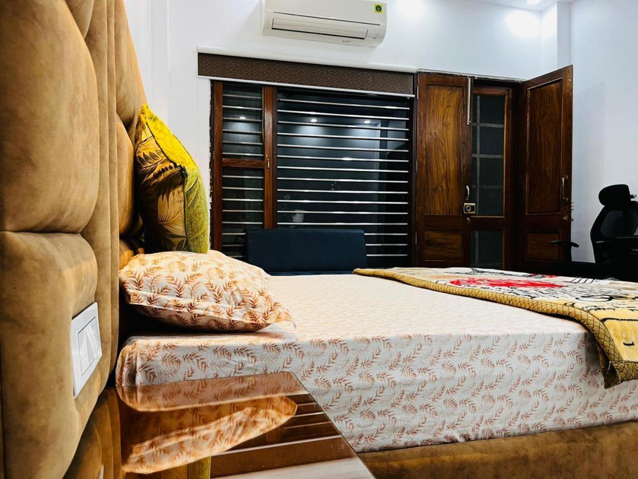 Shreshth Home Stay - Best Family Accommodation - 3Km From Har Ki Pauri, Haridwar, Uttarakhand Kültér fotó