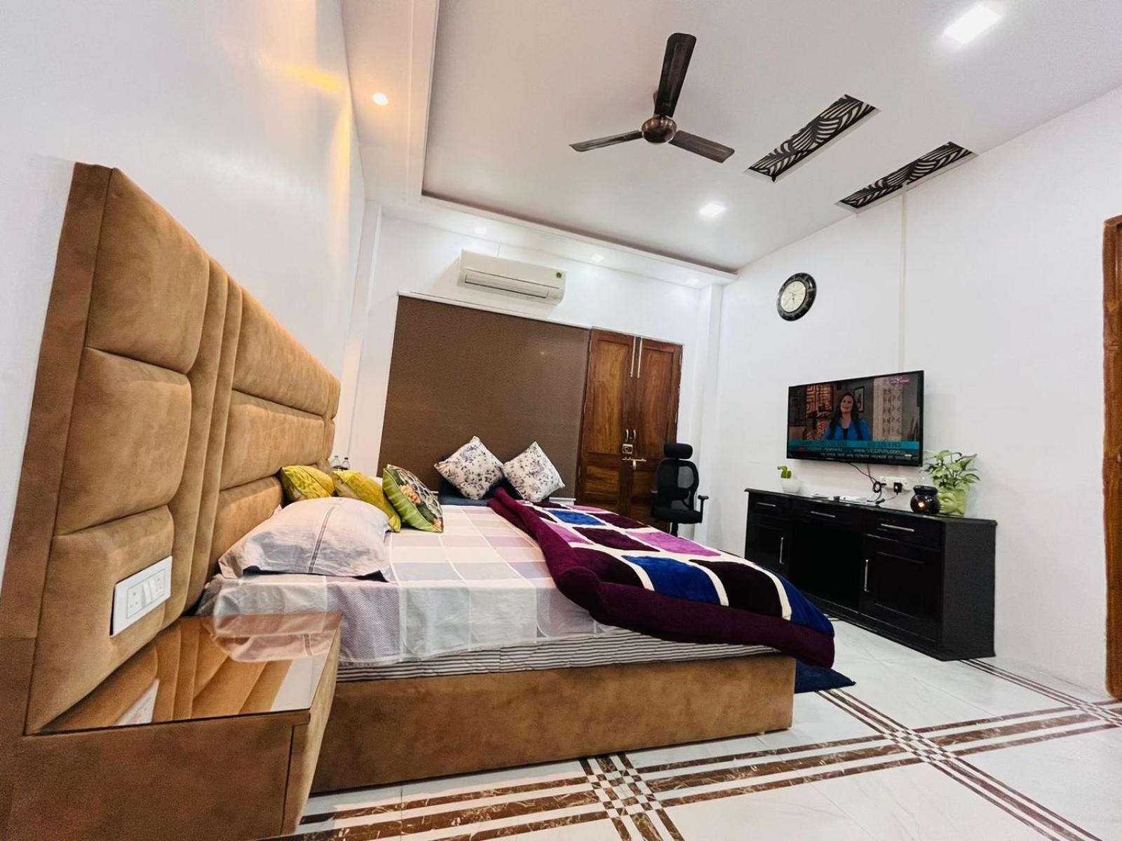 Shreshth Home Stay - Best Family Accommodation - 3Km From Har Ki Pauri, Haridwar, Uttarakhand Kültér fotó
