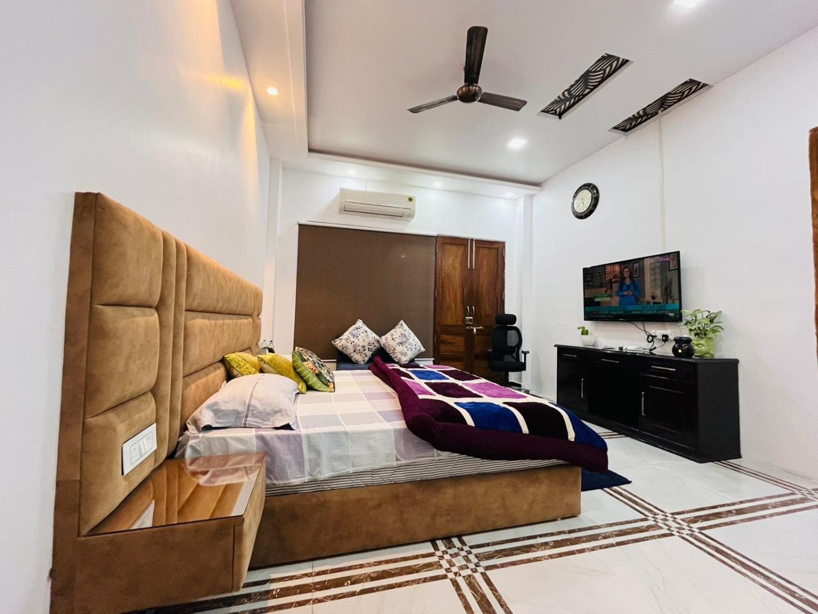 Shreshth Home Stay - Best Family Accommodation - 3Km From Har Ki Pauri, Haridwar, Uttarakhand Kültér fotó