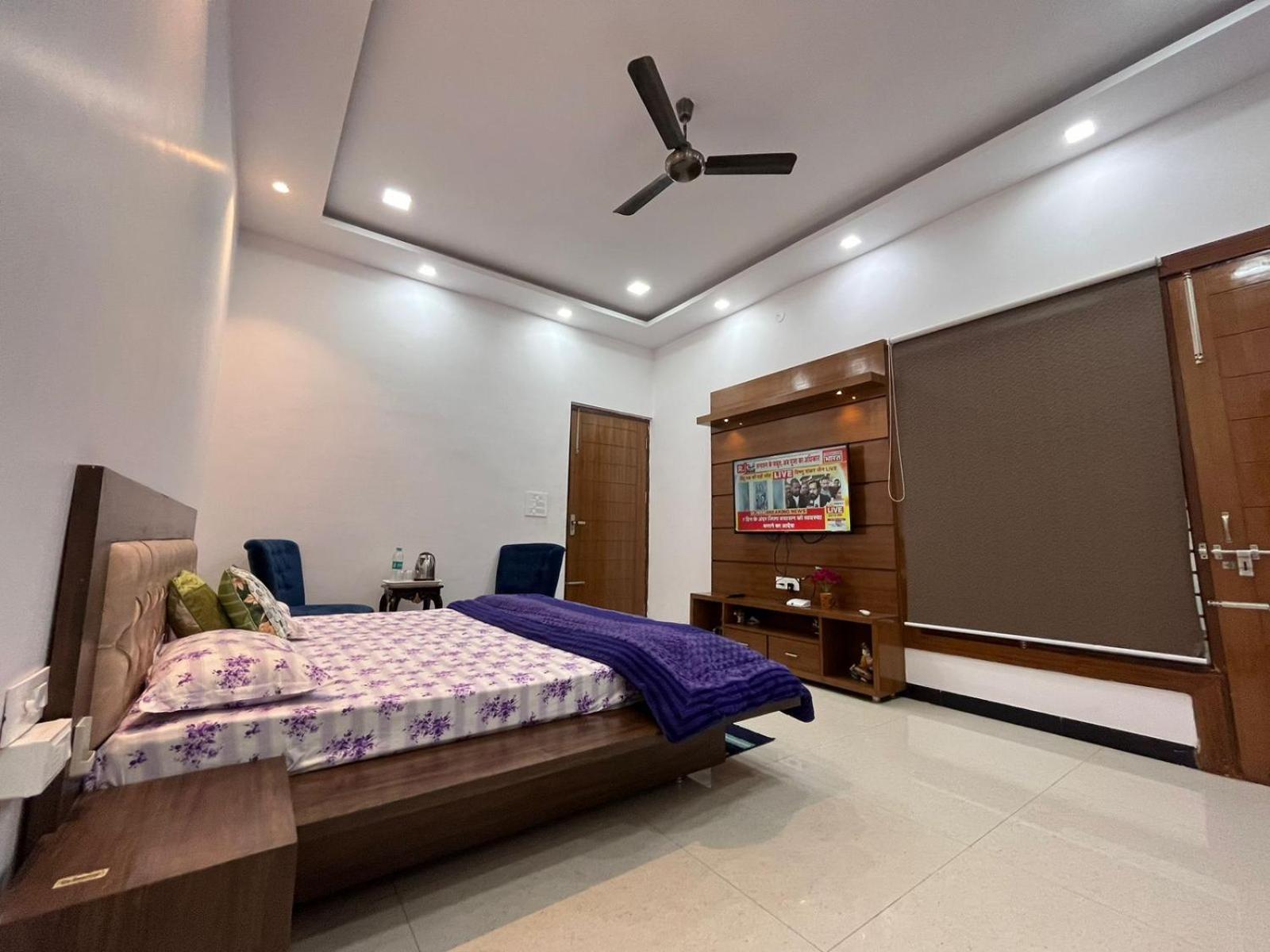 Shreshth Home Stay - Best Family Accommodation - 3Km From Har Ki Pauri, Haridwar, Uttarakhand Kültér fotó