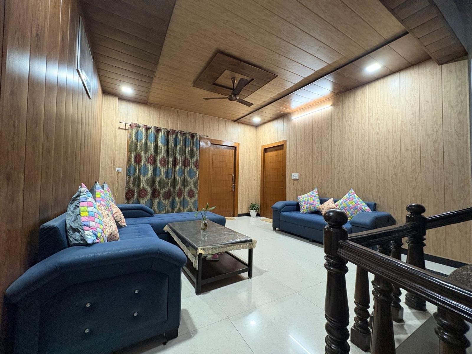 Shreshth Home Stay - Best Family Accommodation - 3Km From Har Ki Pauri, Haridwar, Uttarakhand Kültér fotó